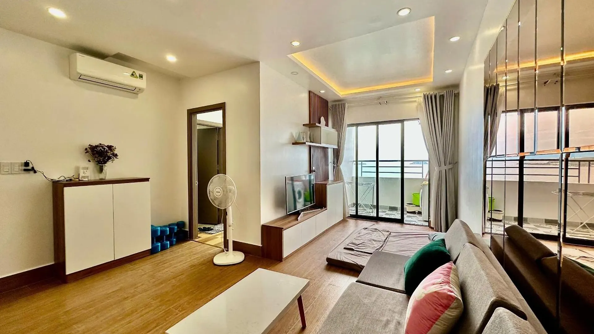 Appartement Homestay Seaview Nha Trang - Host By Tung Nguyen - Book Tour & Full Service Vietnam