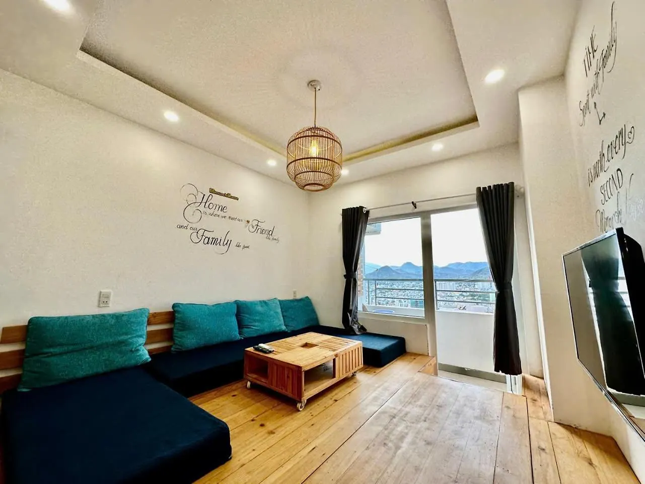 Appartement Homestay Seaview Nha Trang - Host By Tung Nguyen - Book Tour & Full Service
