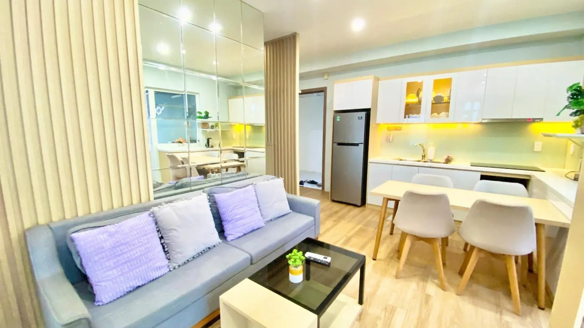Homestay Seaview Nha Trang - Host By Tung Nguyen - Book Tour & Full Service 0*,  Vietnam