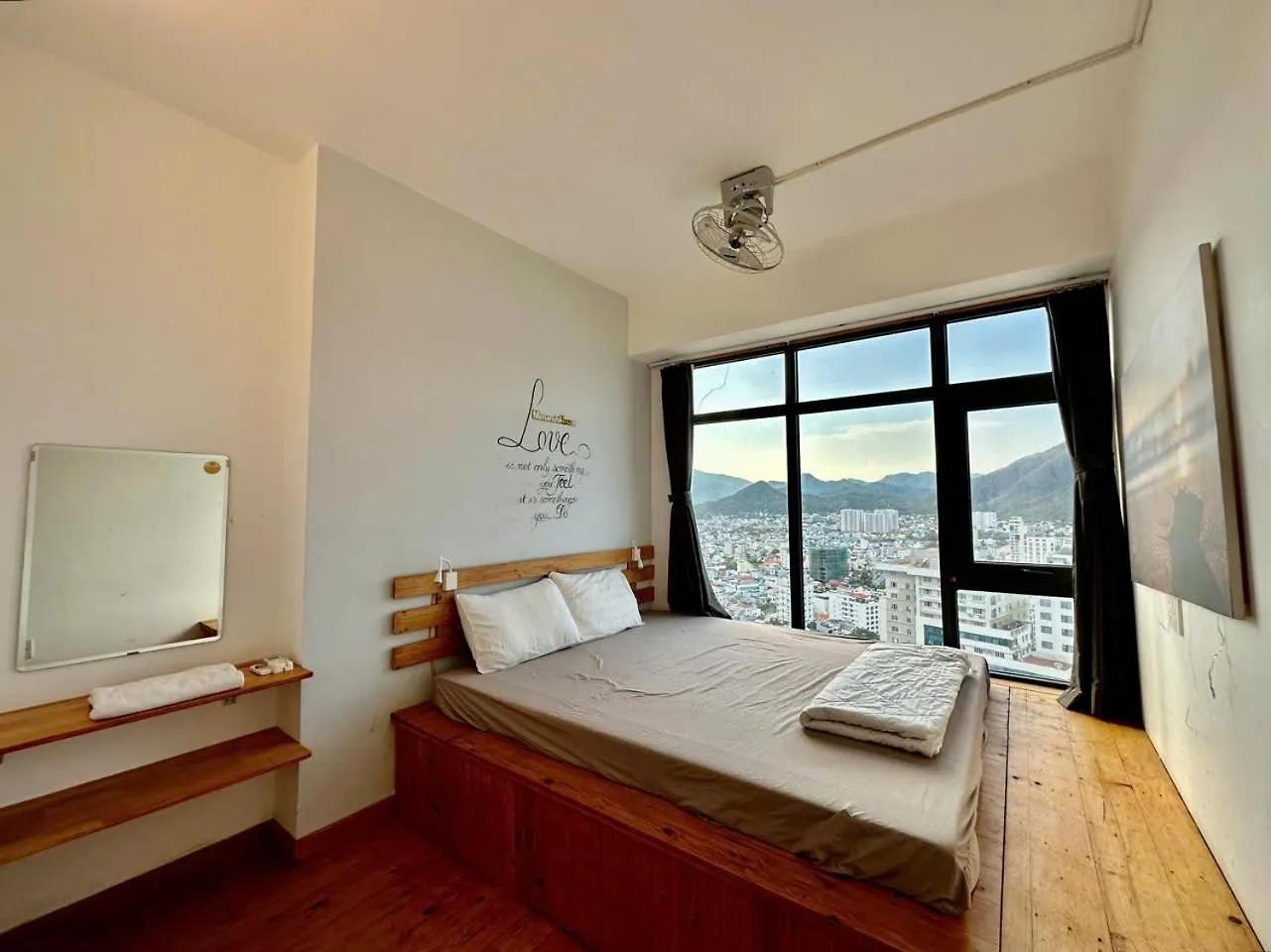 Homestay Seaview Nha Trang - Host By Tung Nguyen - Book Tour & Full Service Apartamento